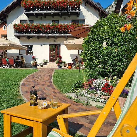Casa Mia Hotel Moeciu De Sus Exterior foto