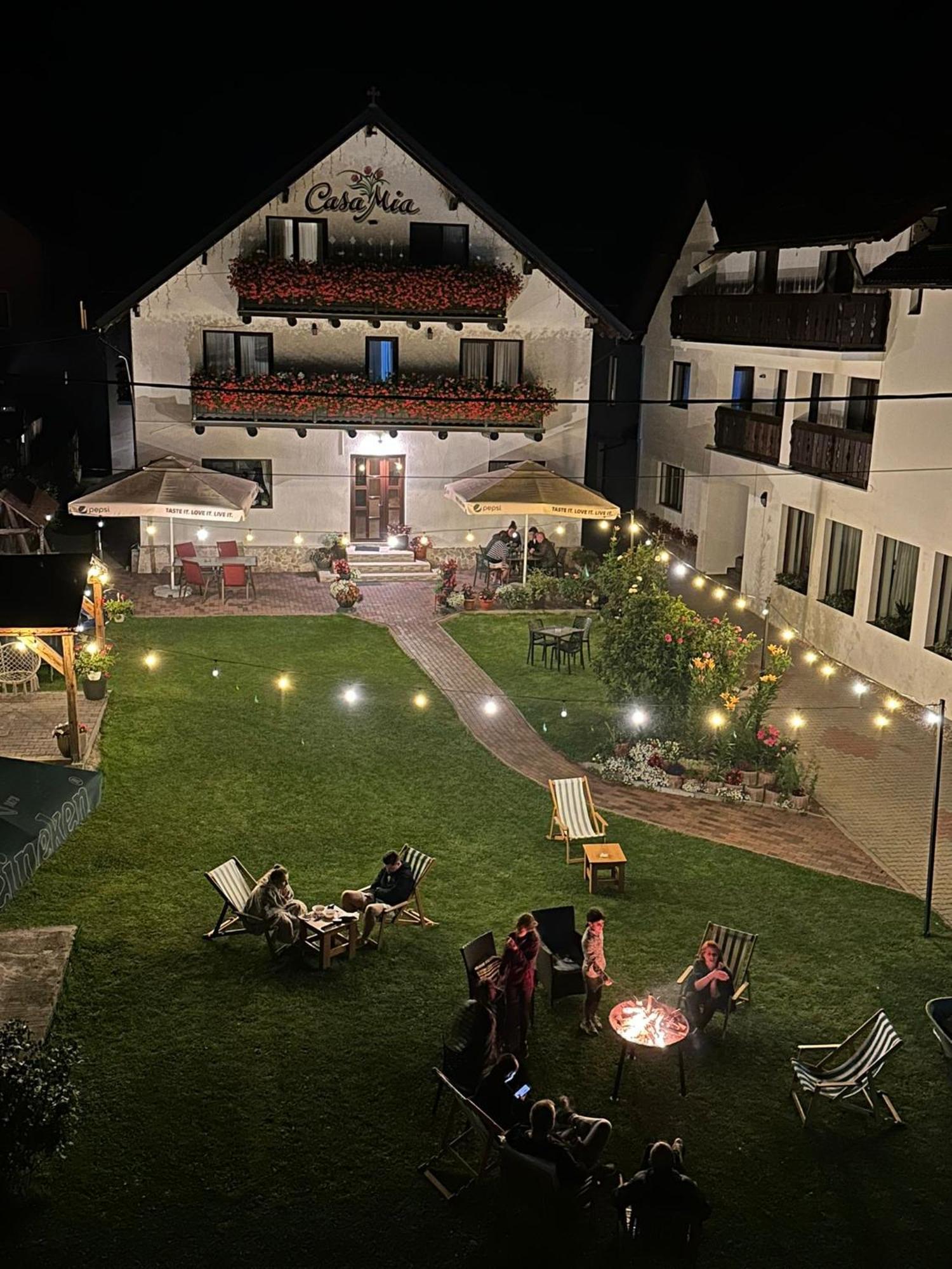 Casa Mia Hotel Moeciu De Sus Exterior foto